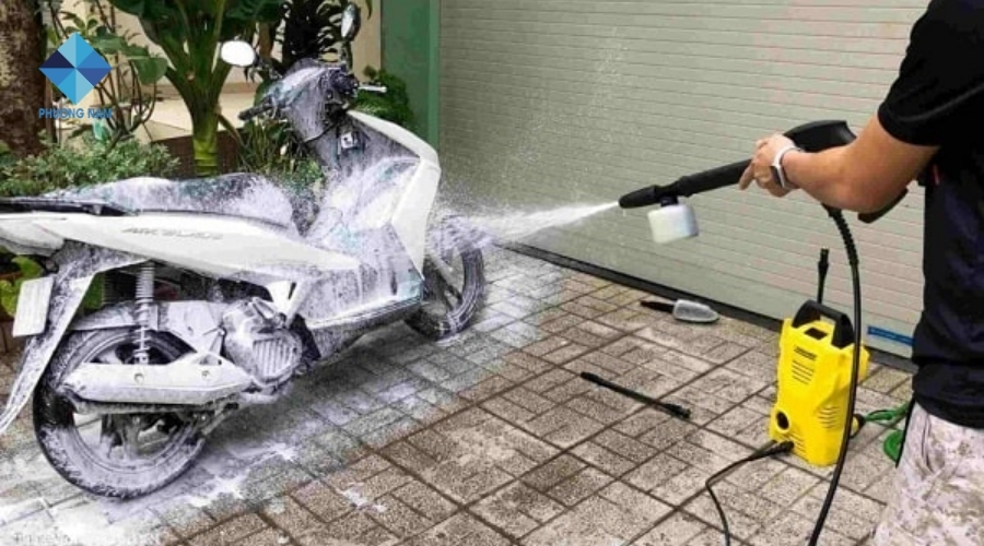 Máy rửa xe thường là gì