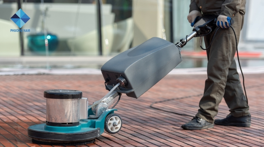 Có nên dùng máy chà sàn công nghiệp 1