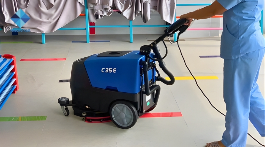 Có nên dùng máy chà sàn công nghiệp 2