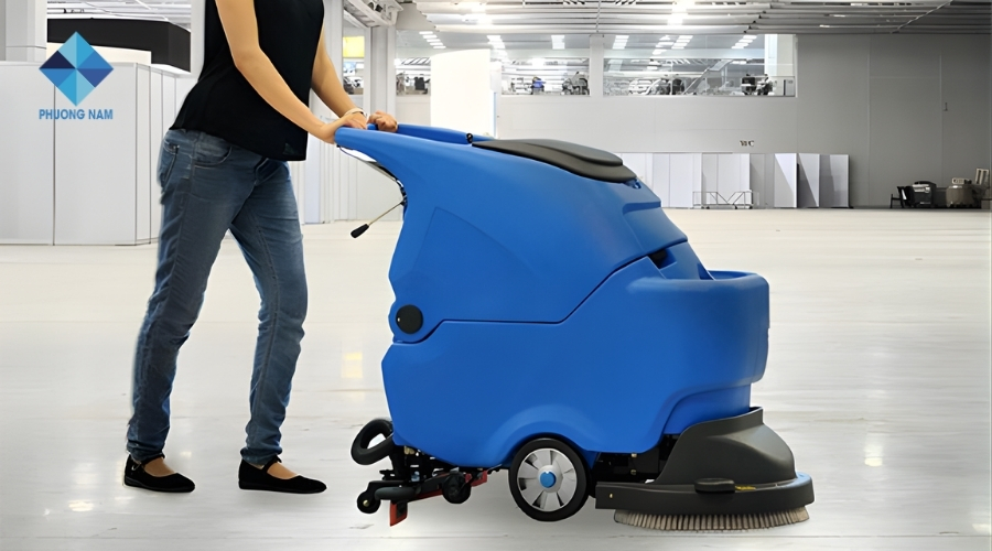 Khi nào nên chọn máy chà sàn đẩy tay