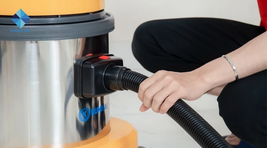 Phụ kiện bị hư hỏng, nứt vỡ