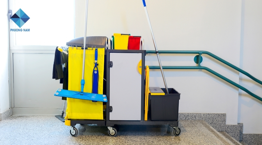Dụng cụ vệ sinh thủ công và xe đẩy đa năng