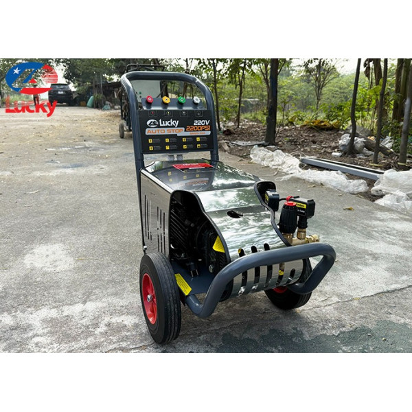 Máy rửa xe cao áp Lucky 2200PSI 3kw tự ngắt