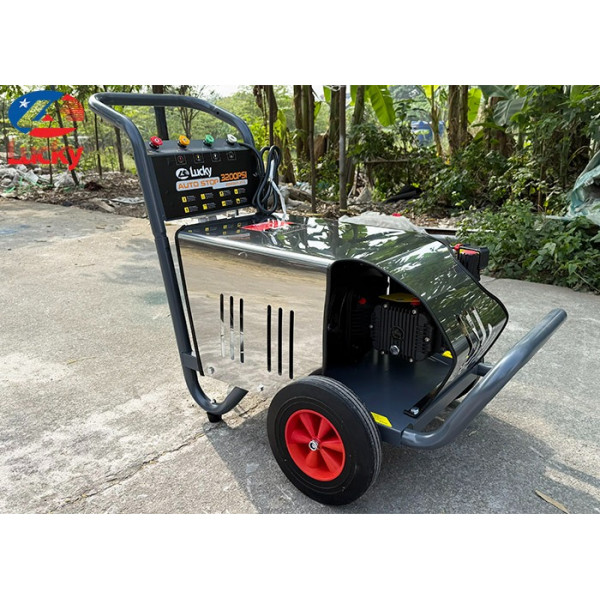 Máy rửa xe cao áp Lucky 3200PSI 5.5kW tự ngắt
