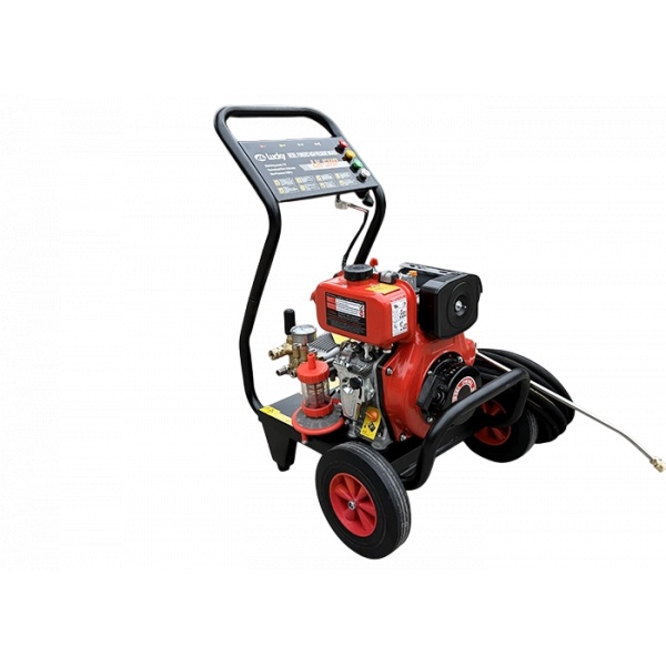 Máy rửa xe cao áp chạy dầu Lucky 2600PSI