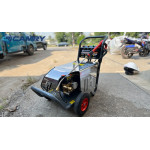 Máy rửa xe Camry 3200psi 5.5kw Tự Ngắt
