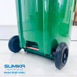 Thùng rác nhựa công nghiệp SUMIKA B240, dung tích 240L