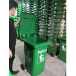 Thùng rác nhựa HDPE 80L xanh lá Paloca HTN80-G1
