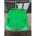 Thùng rác nhựa HPDE 120L đạp chân màu xanh Paloca HTN120DC-G1