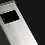 Thùng rác inox vuông có gạt tàn HTA34-B