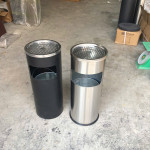 Thùng rác inox tròn có gạt tàn Ø25 HTI1A24