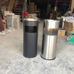 Thùng rác inox tròn có gạt tàn Ø30 HTI-GT-130