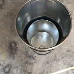 Thùng rác inox tròn có gạt tàn Ø38 HTI-94