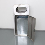 Thùng rác inox có gạt tàn HTI40-GT