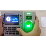 Máy chấm công vân tay và thẻ cảm ứng Ronald Jack ICLOCK 260